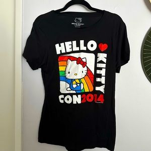 Hello Kitty CON staff shirt (rare)